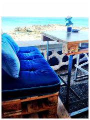 Home - Cafe / Bar where all the cool & beautiful people of Rethymno hang-out 